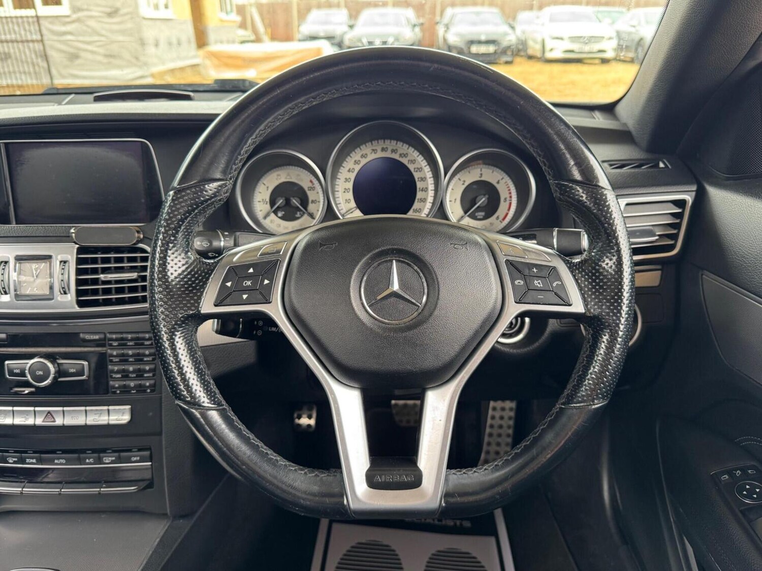 Used Mercedes-Benz E Class 2014 for sale - 77385261: Photo 30