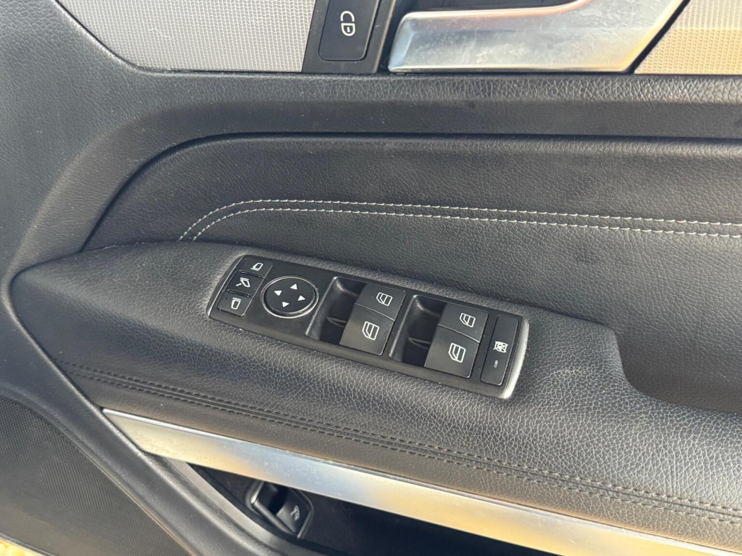 Used Mercedes-Benz E Class 2014 for sale - 77385261: Photo 36