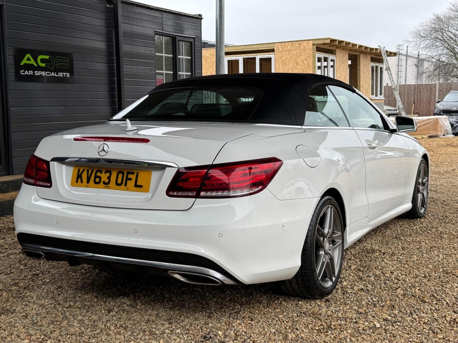 Used Mercedes-Benz E Class 2014 for sale - 77385261: Photo 4