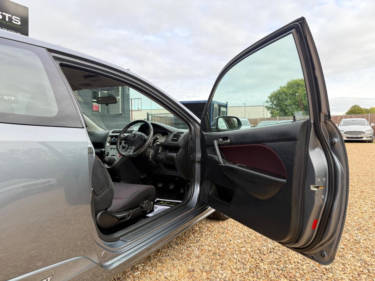 Used Honda Civic 2005 for sale - 76174029: Photo 20