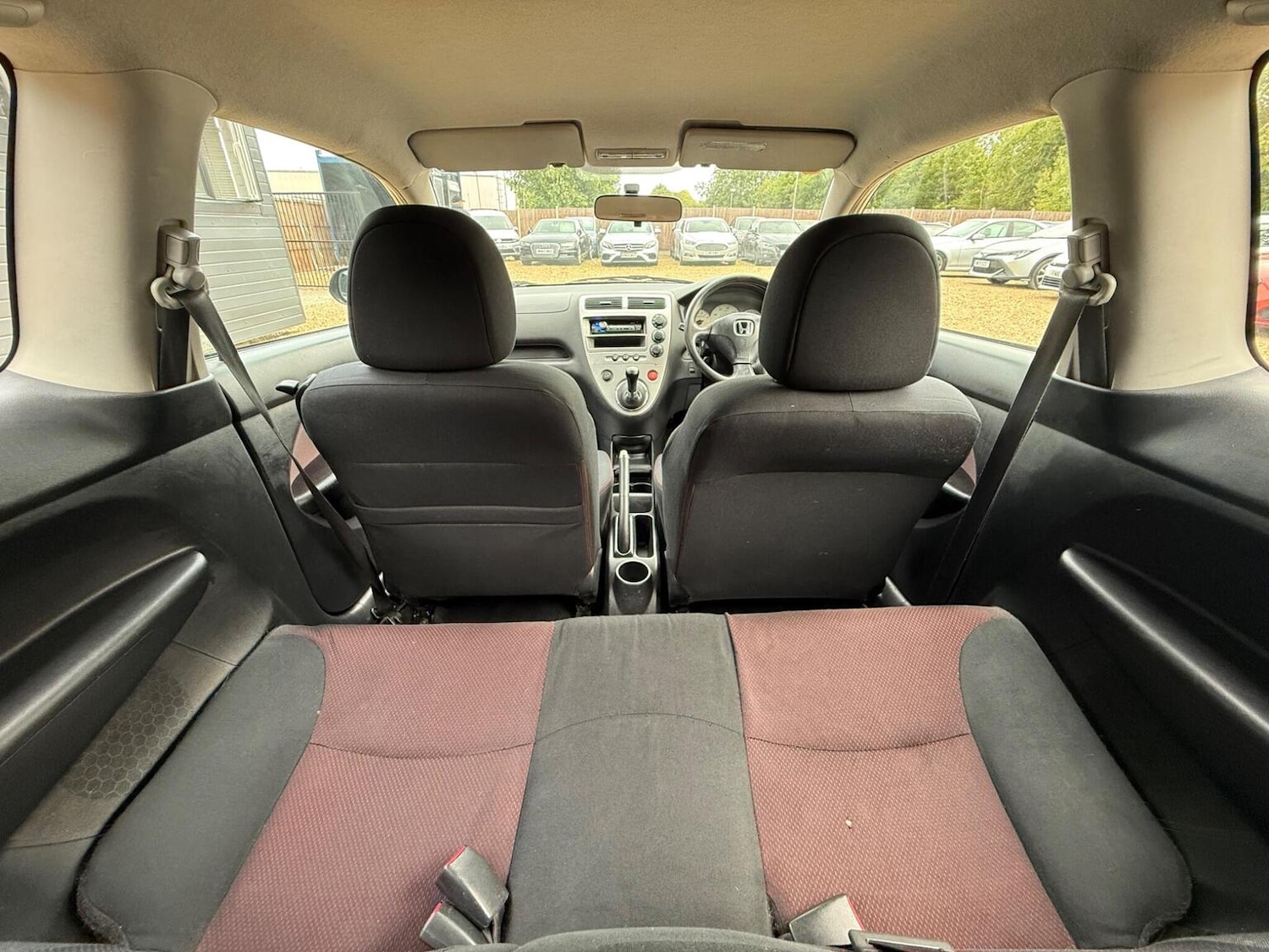 Used Honda Civic 2005 for sale - 76174029: Photo 26