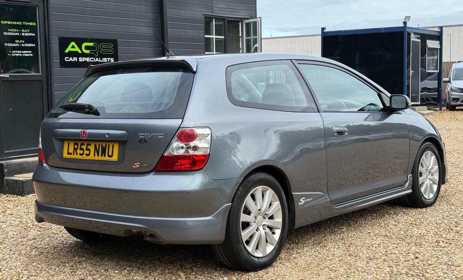 Used Honda Civic 2005 for sale - 76174029: Photo 3