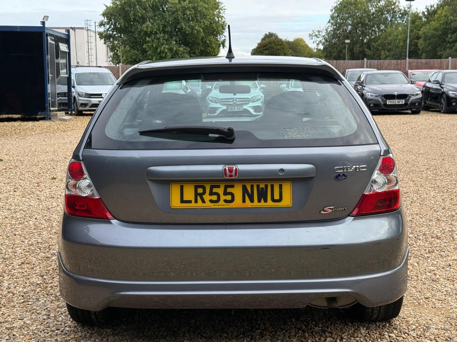 Used Honda Civic 2005 for sale - 76174029: Photo 6
