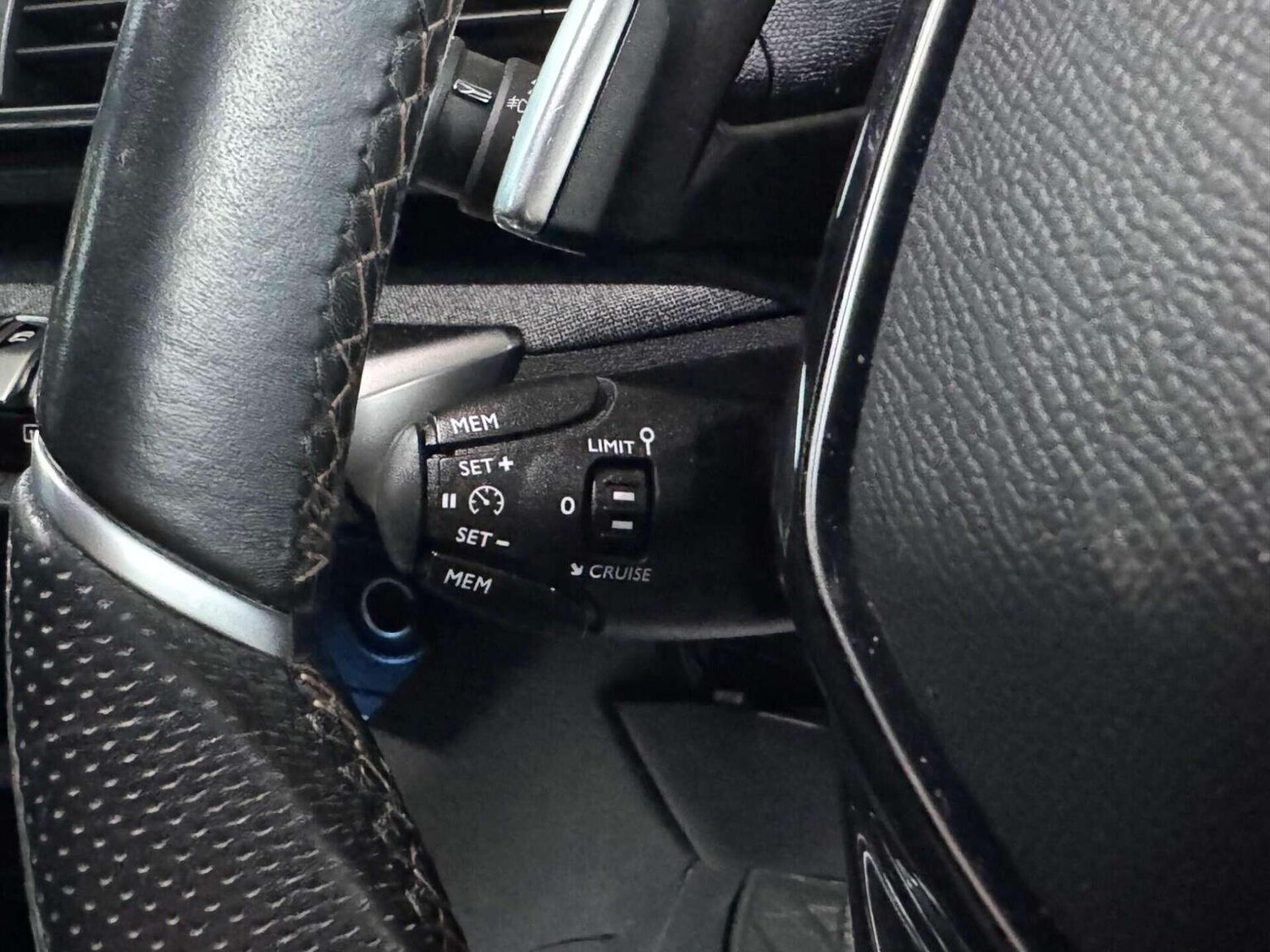 Used Peugeot 3008 2020 for sale - 77572761: Photo 42