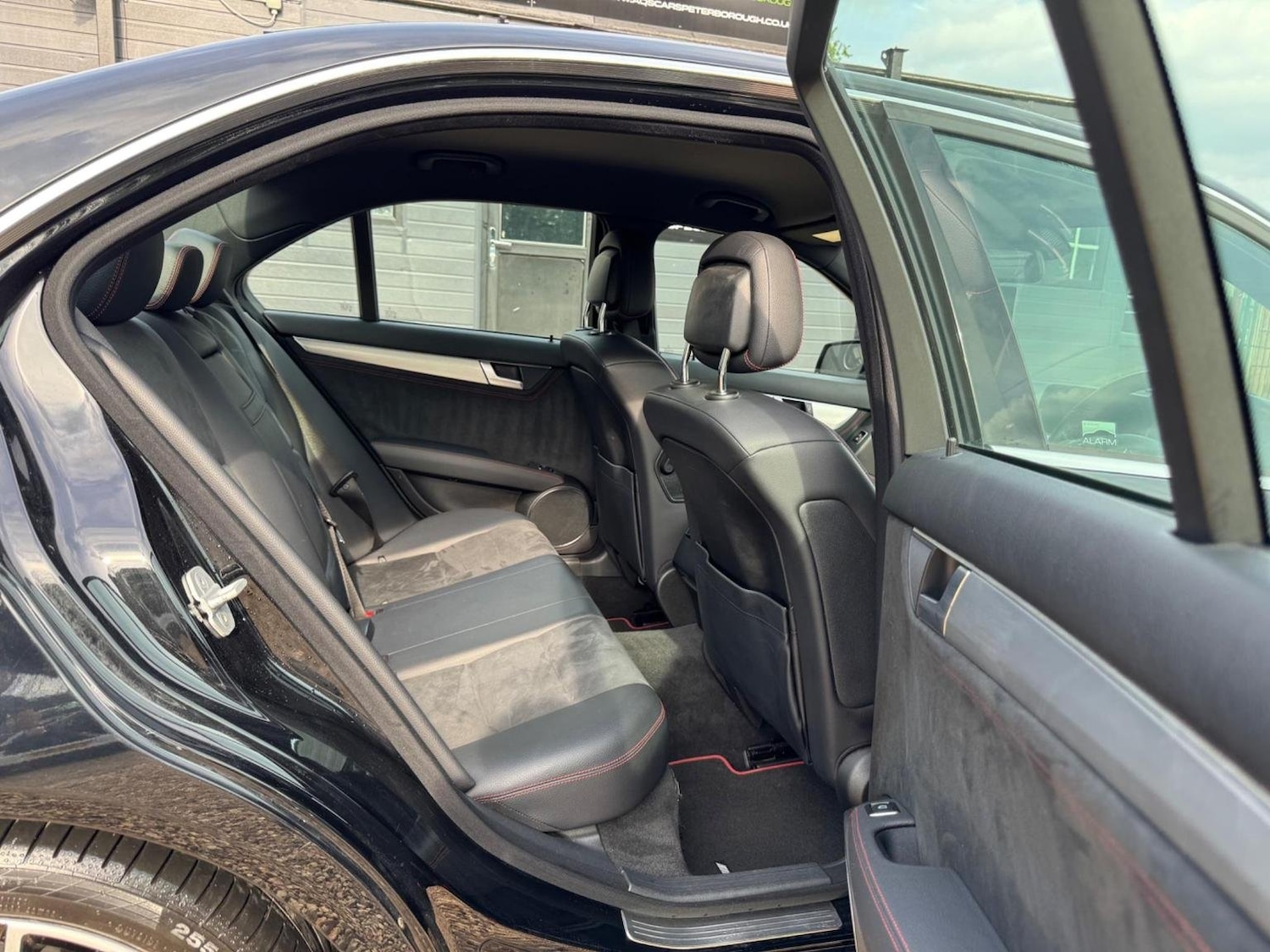 Used Mercedes-Benz C Class 2012 for sale - 76793092: Photo 24