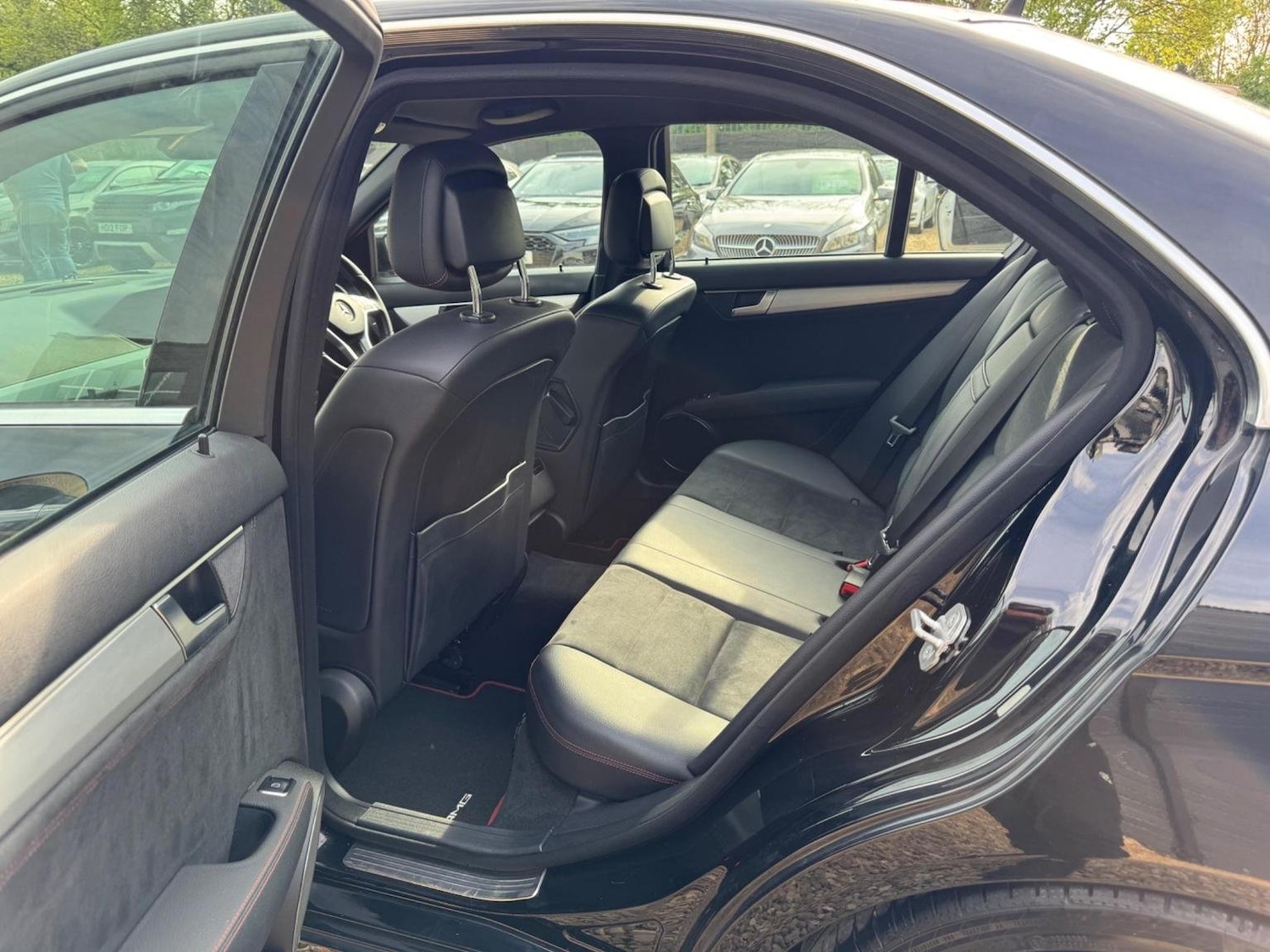 Used Mercedes-Benz C Class 2012 for sale - 76793092: Photo 30