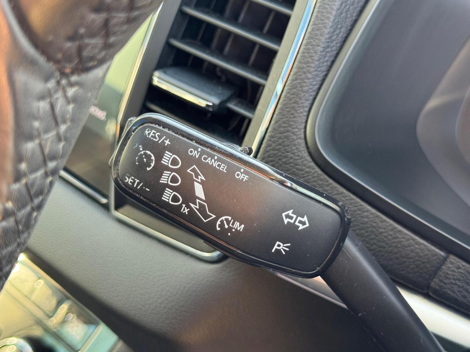 Used Skoda Karoq 2018 for sale - 76605812: Photo 41