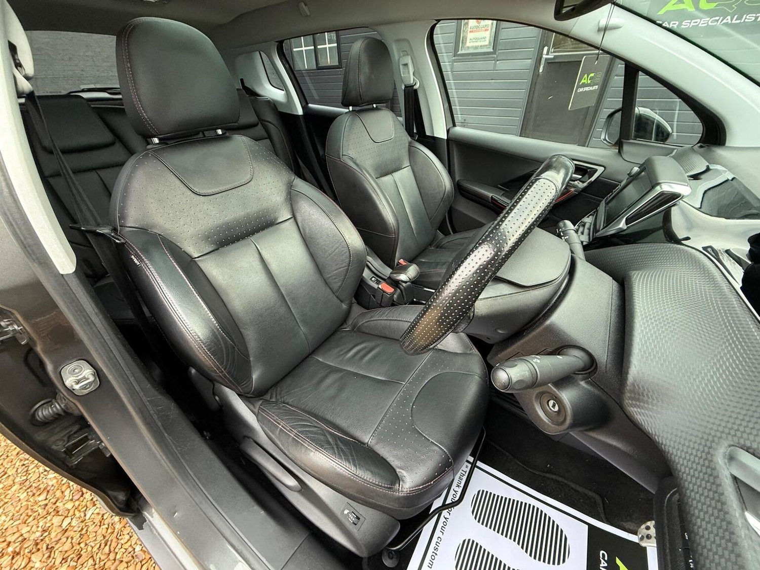 Used Peugeot 2008 2017 for sale - 76748220: Photo 22