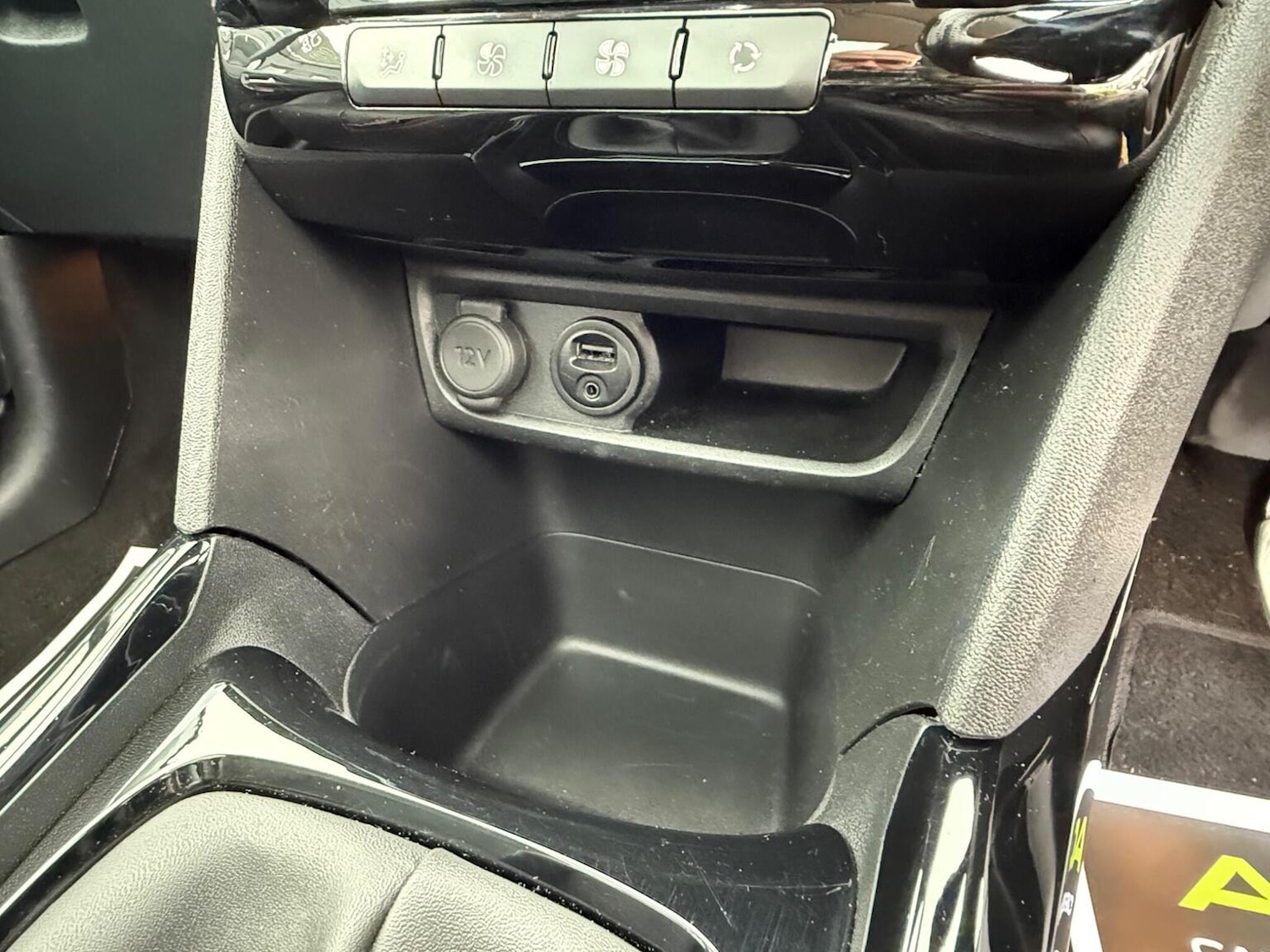 Used Peugeot 2008 2017 for sale - 76748220: Photo 47