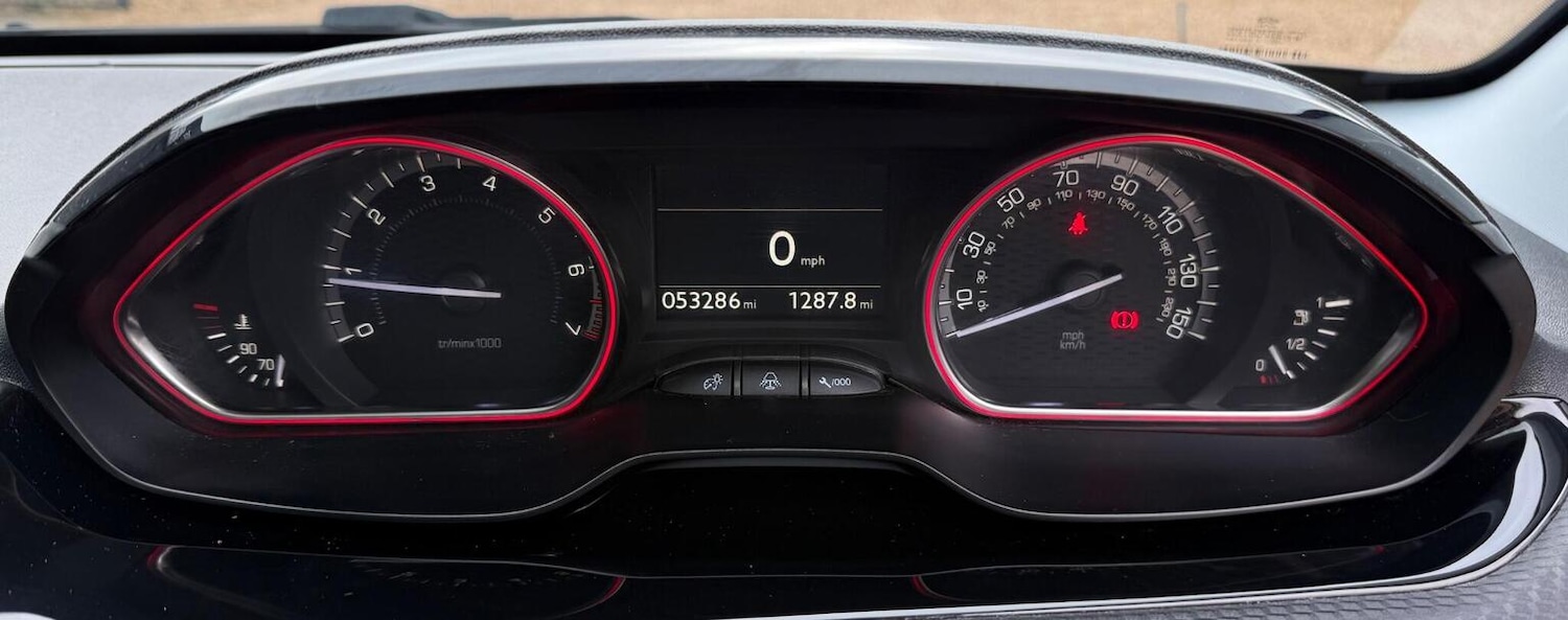 Used Peugeot 2008 2017 for sale - 76748220: Photo 48