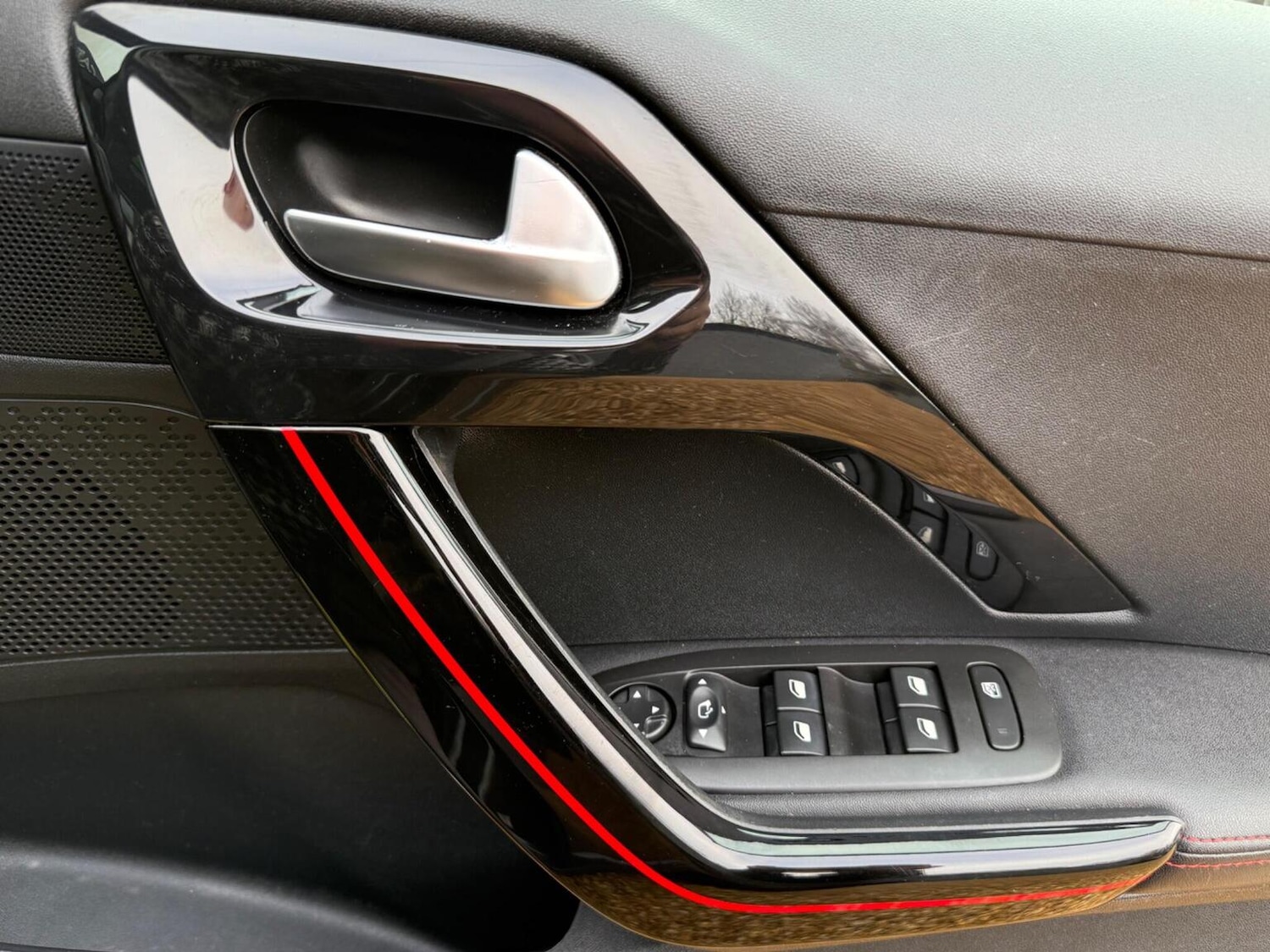 Used Peugeot 2008 2017 for sale - 76748220: Photo 50