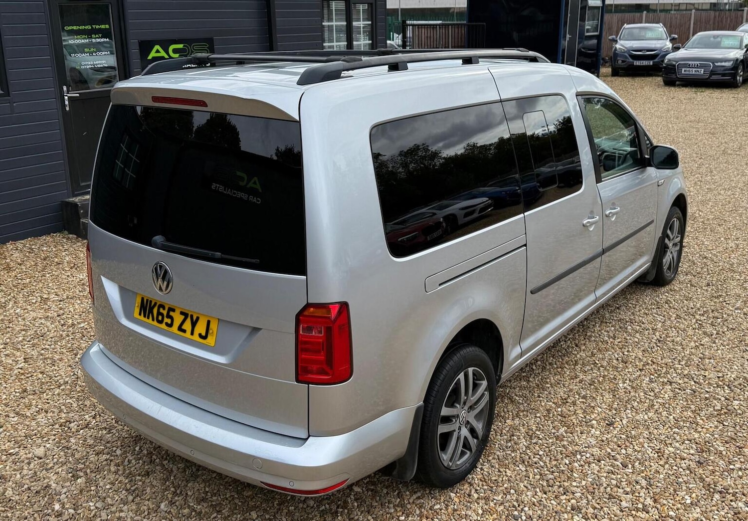 Used Volkswagen Caddy Maxi Life 2015 for sale - 76198282: Photo 13
