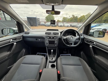 Used Volkswagen Caddy Maxi Life 2015 for sale - 76198282: Photo 2