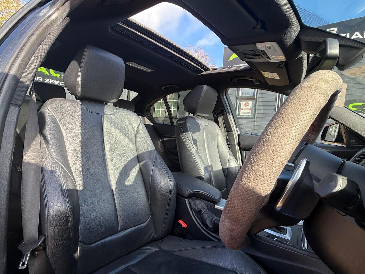 Used BMW 3 Series 2017 for sale - 76596563: Photo 23