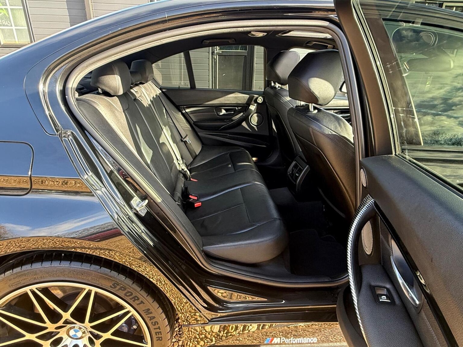 Used BMW 3 Series 2017 for sale - 76596563: Photo 26