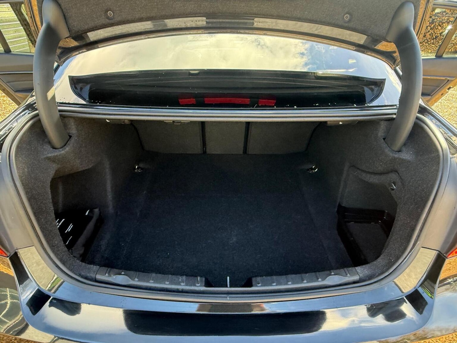 Used BMW 3 Series 2017 for sale - 76596563: Photo 28