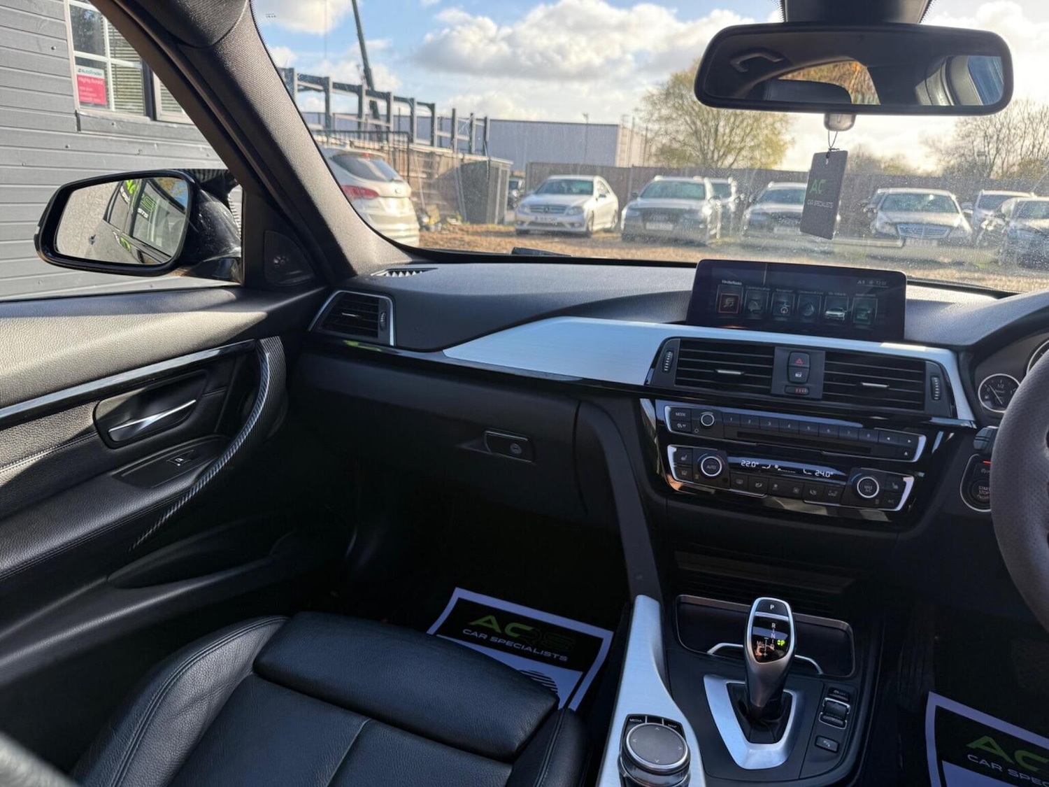 Used BMW 3 Series 2017 for sale - 76596563: Photo 39