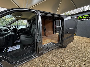 Used Vauxhall Vivaro 2016 for sale - 77781762: Photo