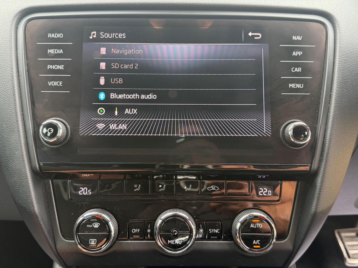 Used Skoda Octavia 2017 for sale - 76058113: Photo 51