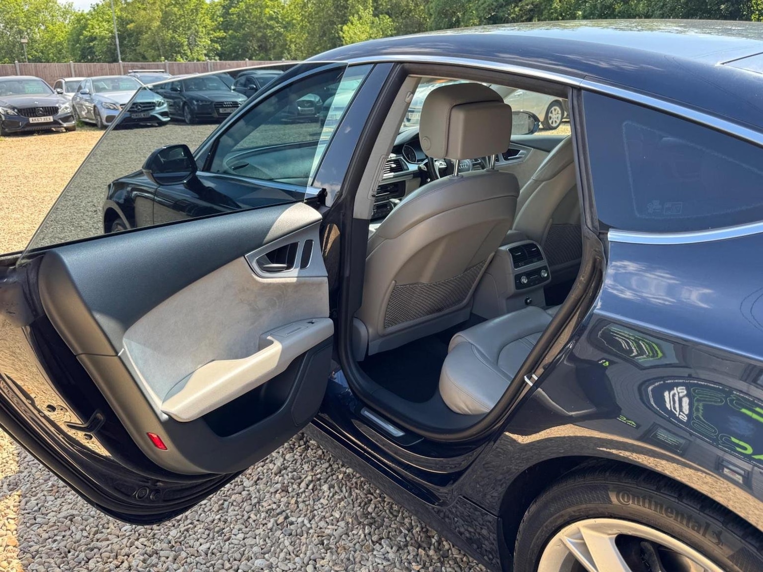 Vehicle 29