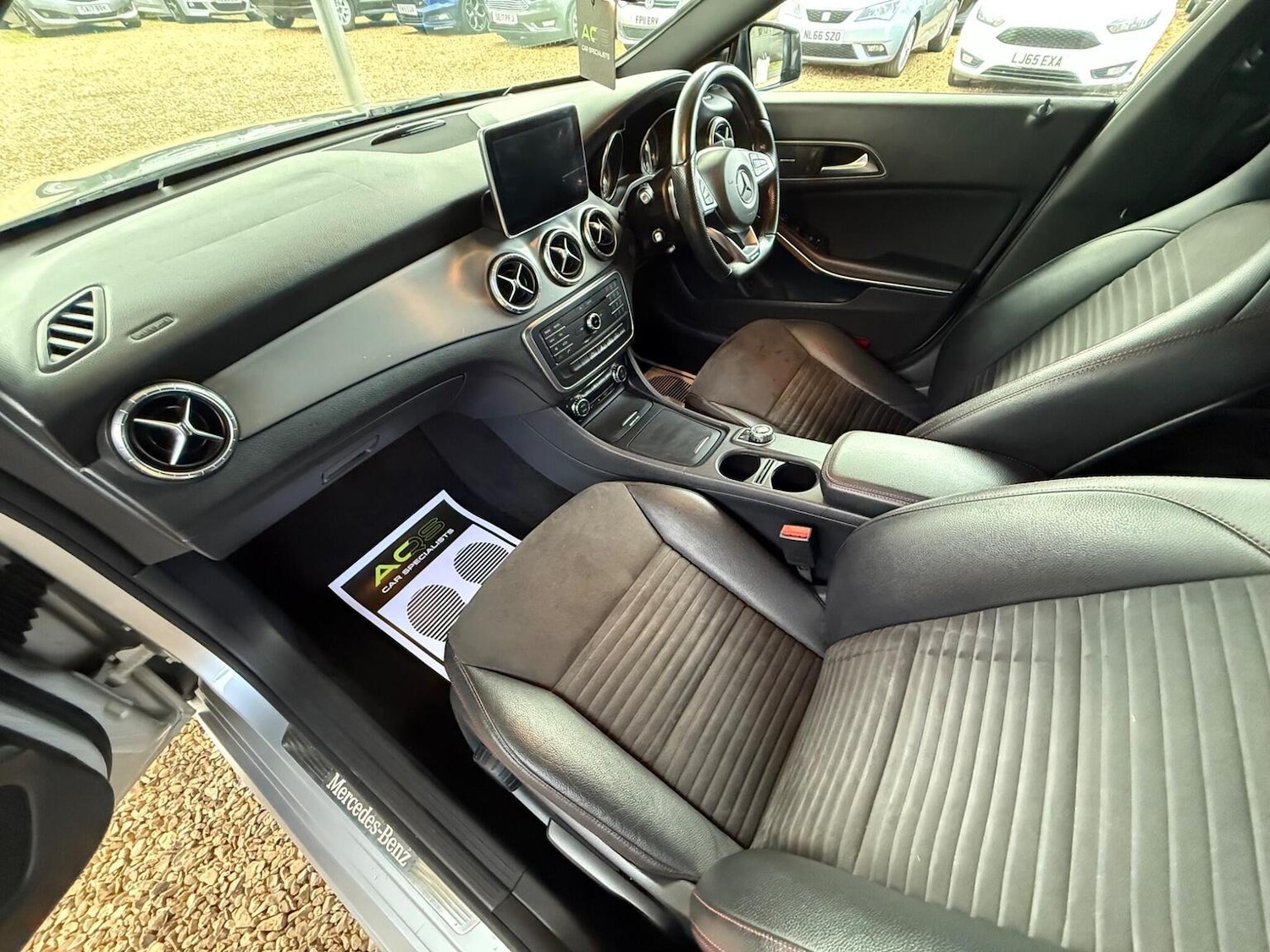 Used Mercedes-Benz CLA 2015 for sale - 76911092: Photo 35