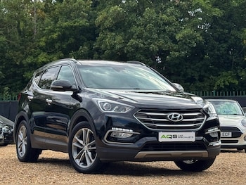 Used Hyundai Santa Fe 2016 for sale - 79321927: Photo