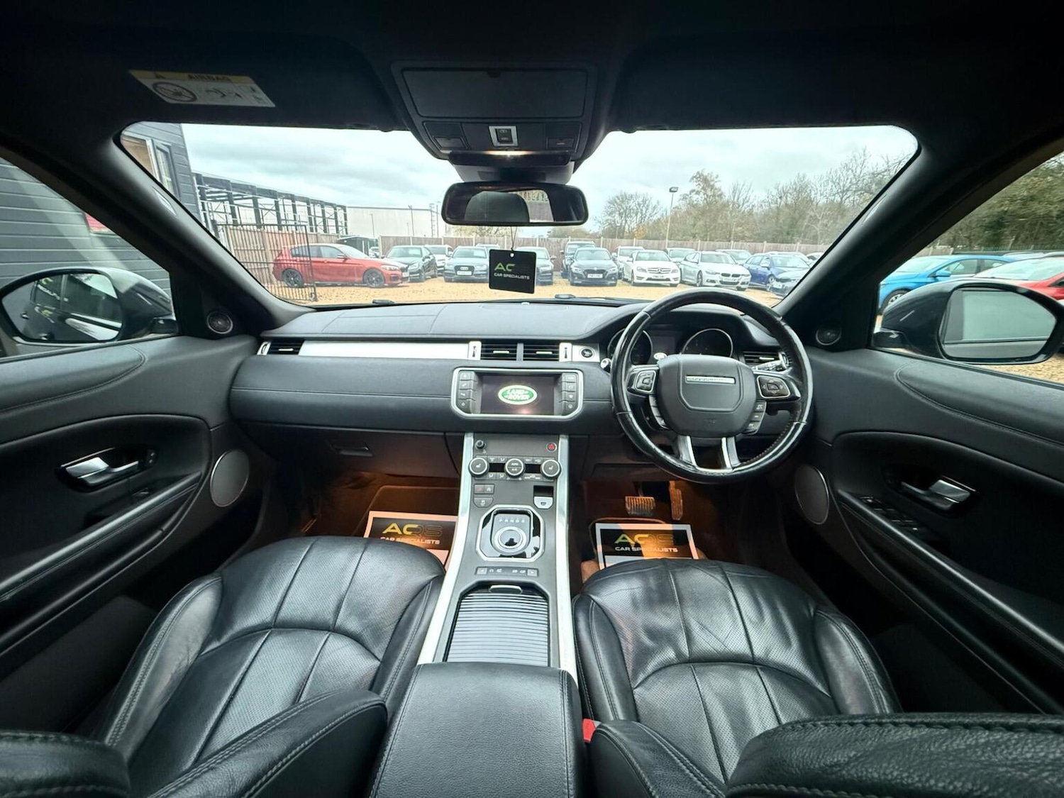 Used Land Rover Range Rover Evoque 2017 for sale - 76748239: Photo 2