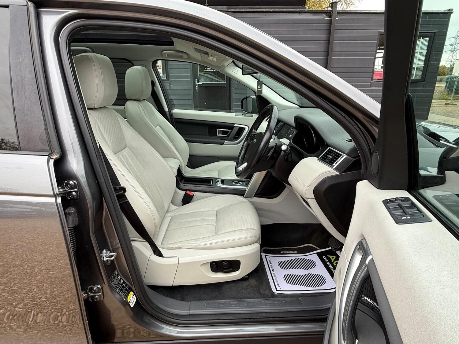 Used Land Rover Discovery Sport 2015 for sale - 76293250: Photo 22