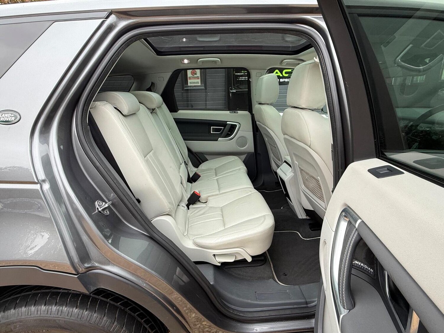 Used Land Rover Discovery Sport 2015 for sale - 76293250: Photo 26