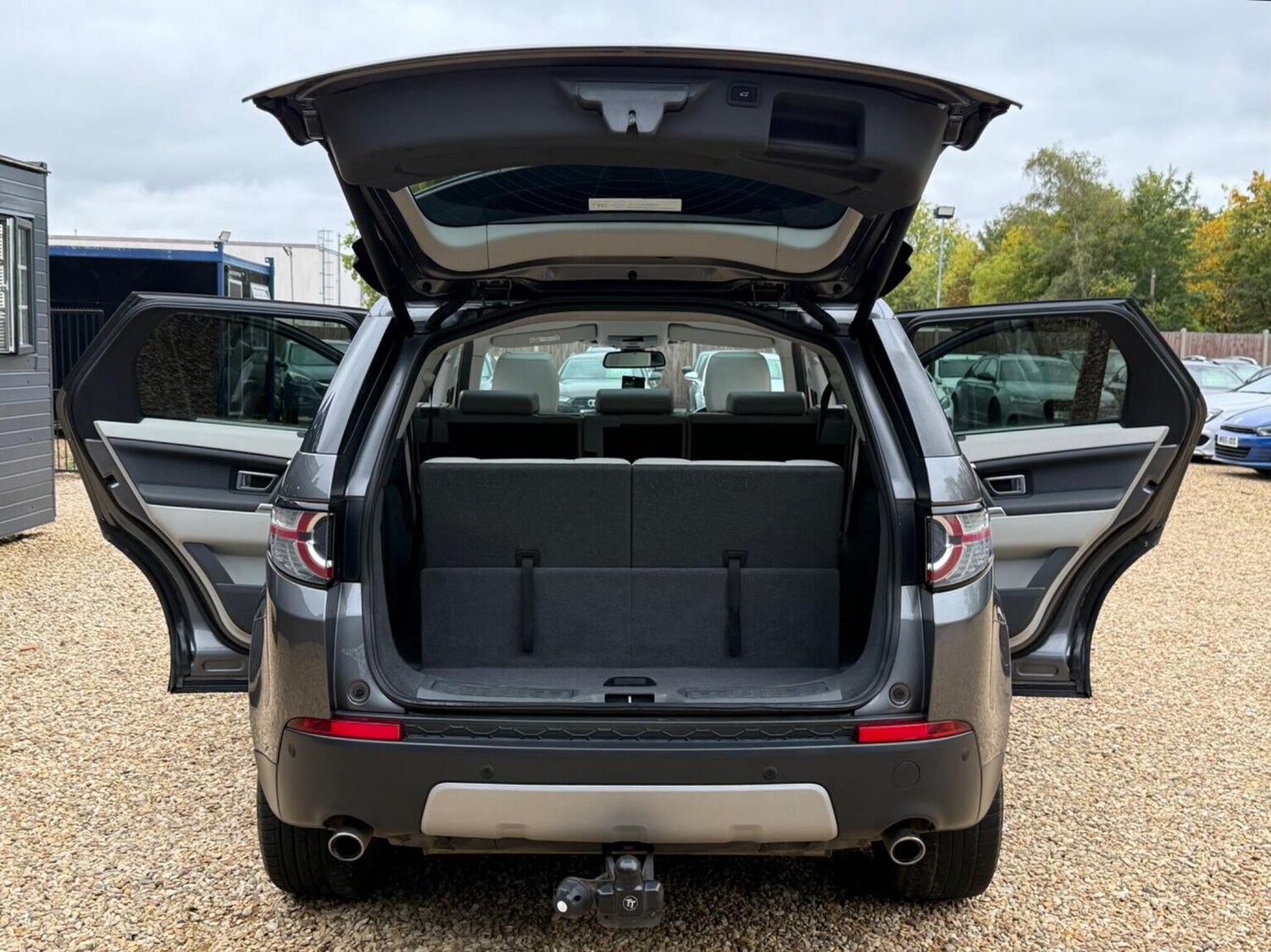 Used Land Rover Discovery Sport 2015 for sale - 76293250: Photo 29