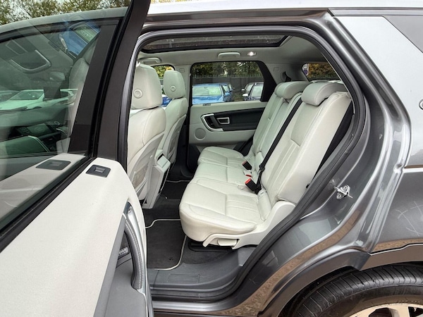 Used Land Rover Discovery Sport 2015 for sale - 76293250: Photo 33