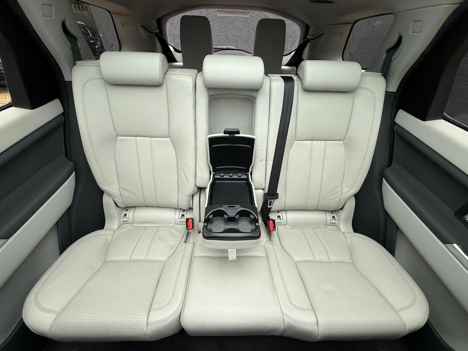 Used Land Rover Discovery Sport 2015 for sale - 76293250: Photo 42