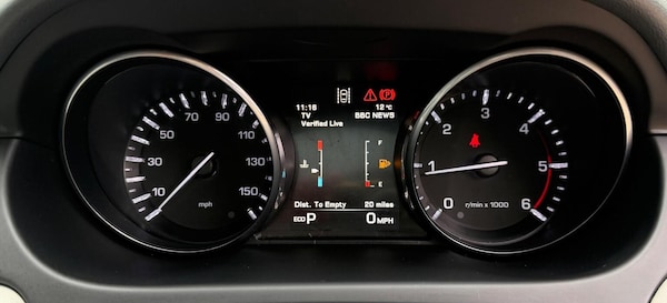 Used Land Rover Discovery Sport 2015 for sale - 76293250: Photo 50