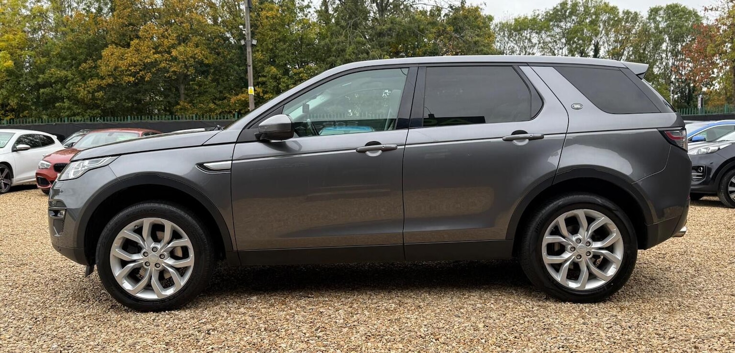 Used Land Rover Discovery Sport 2015 for sale - 76293250: Photo 9