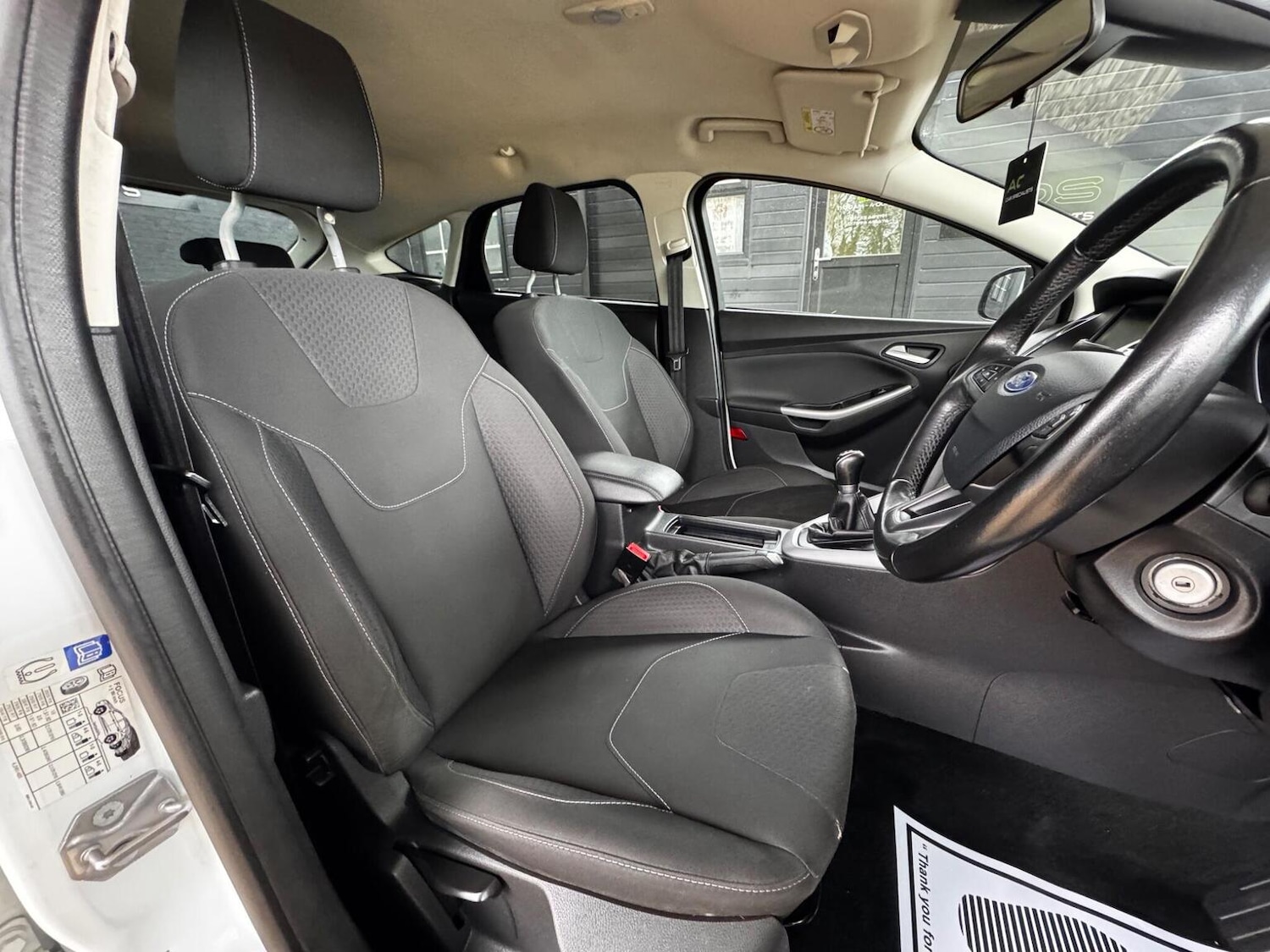 Used Ford Focus 2015 for sale - 77431378: Photo 2