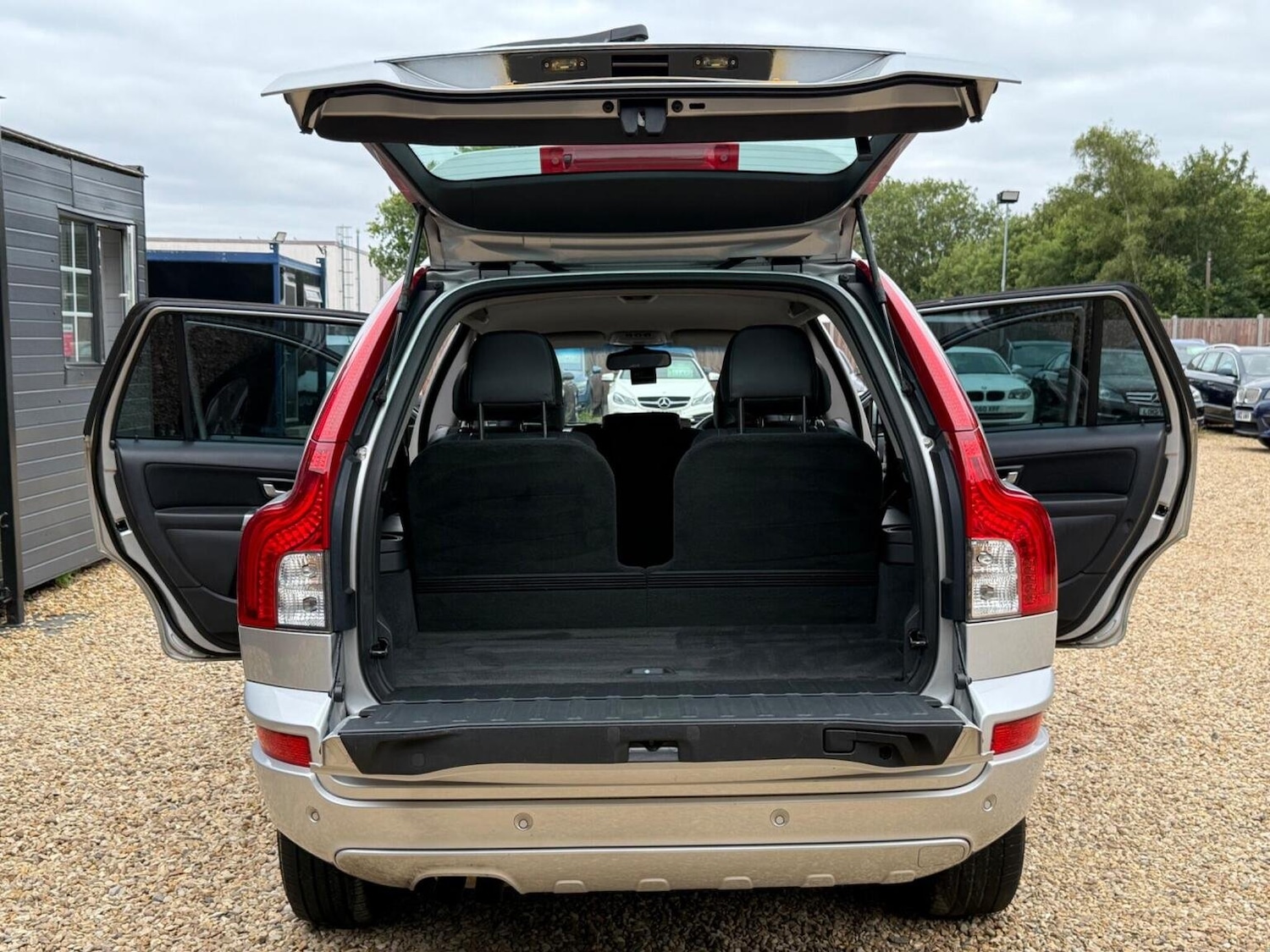 Vehicle 28
