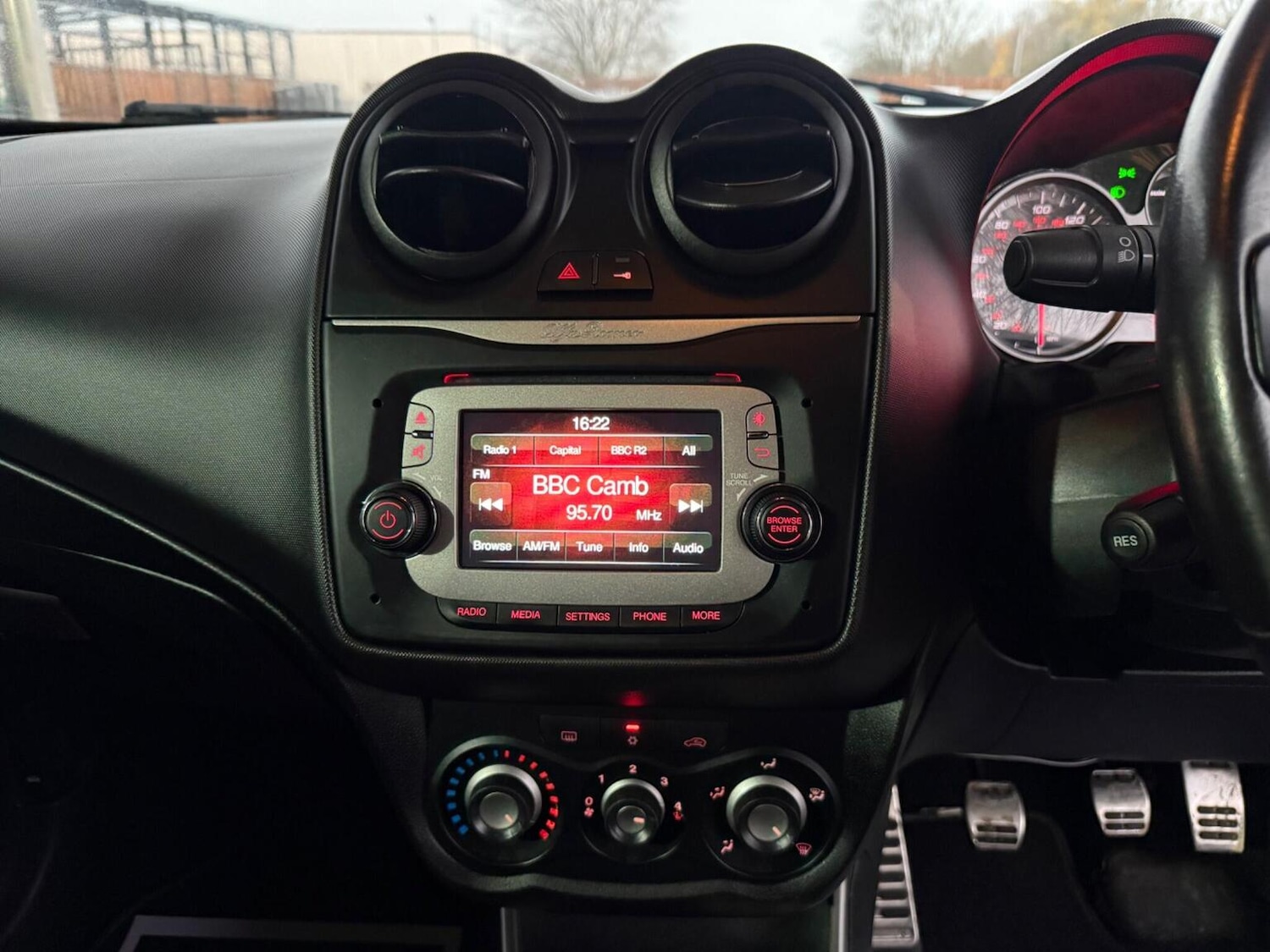 Used Alfa Romeo MiTo 2014 for sale - 76830380: Photo 34