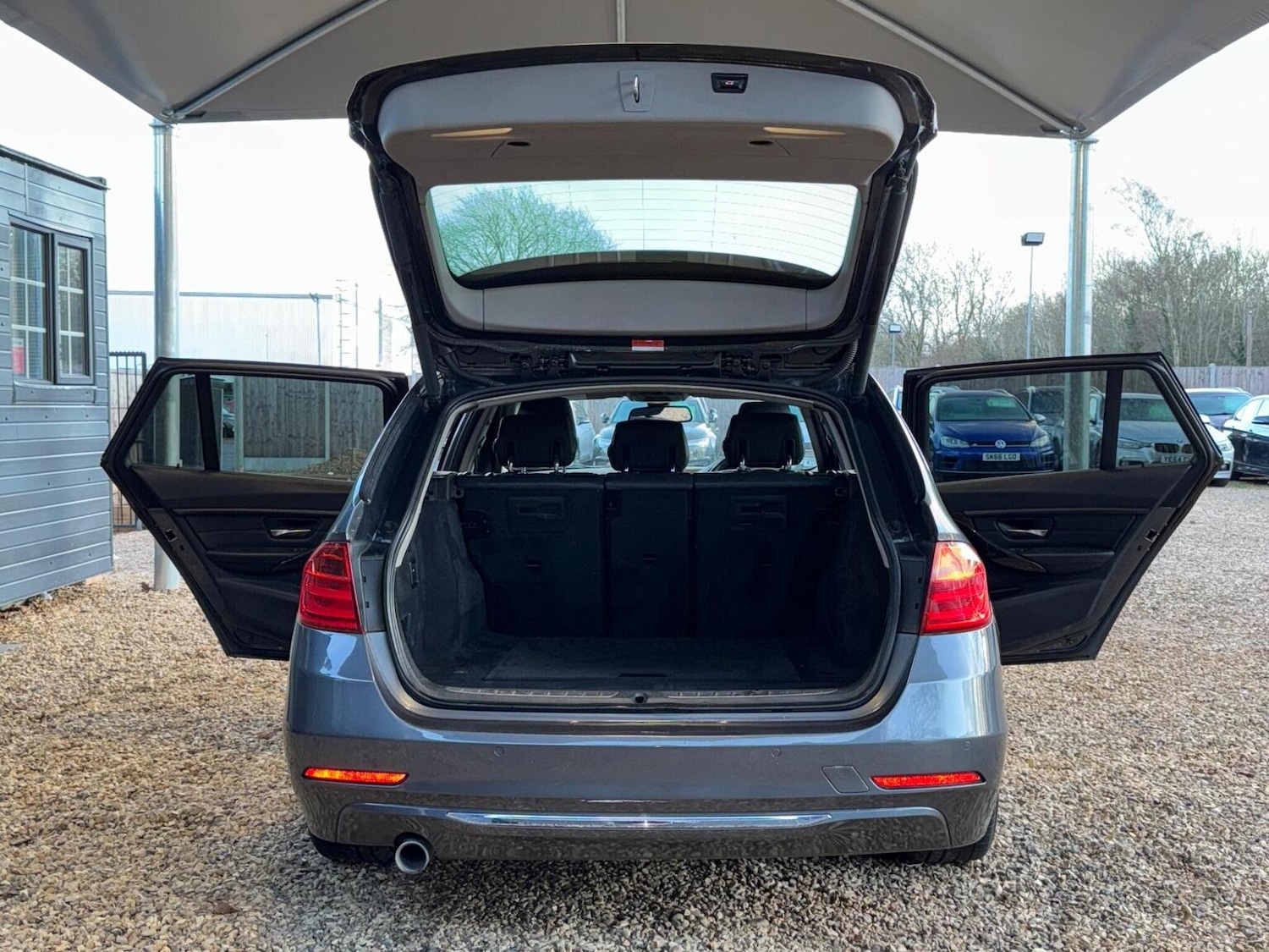 Used BMW 3 Series 2012 for sale - 77357314: Photo 25