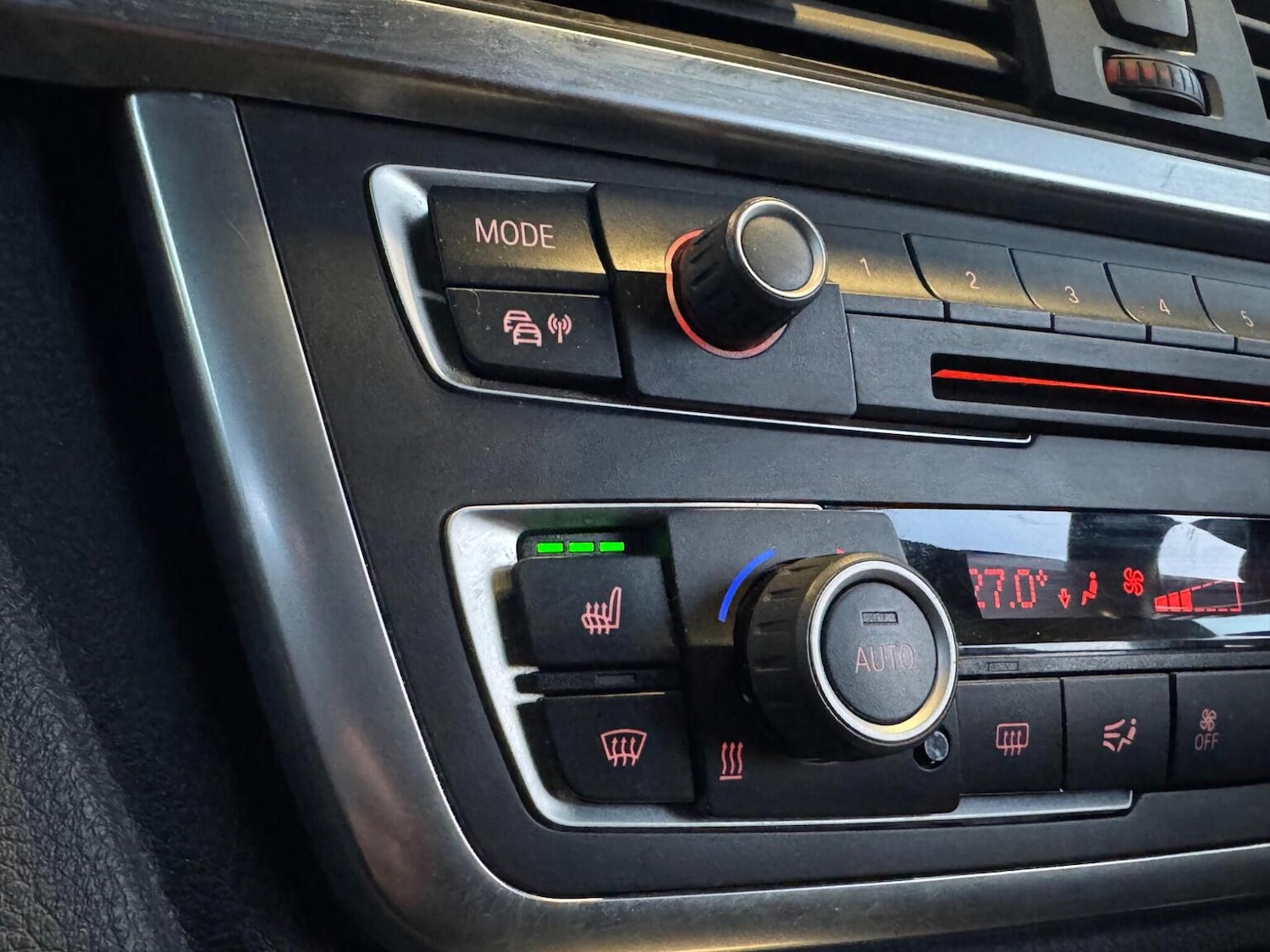 Used BMW 3 Series 2012 for sale - 77357314: Photo 36