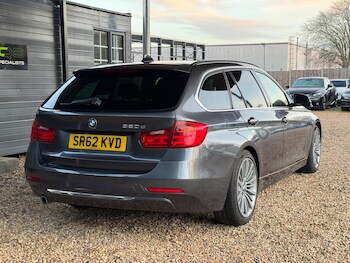 Used BMW 3 Series 2012 for sale - 77357314: Photo