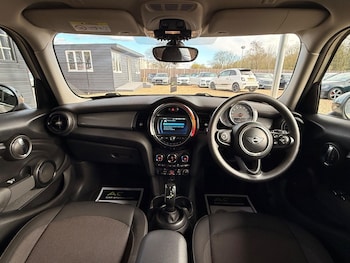 Used MINI Hatch 2019 for sale - 78316418: Photo