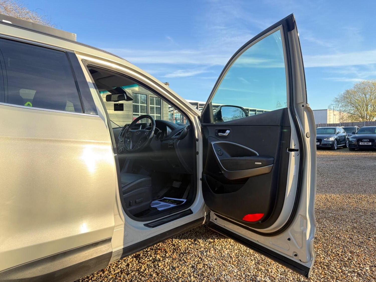 Used Hyundai Santa Fe 2016 for sale - 76662726: Photo 20