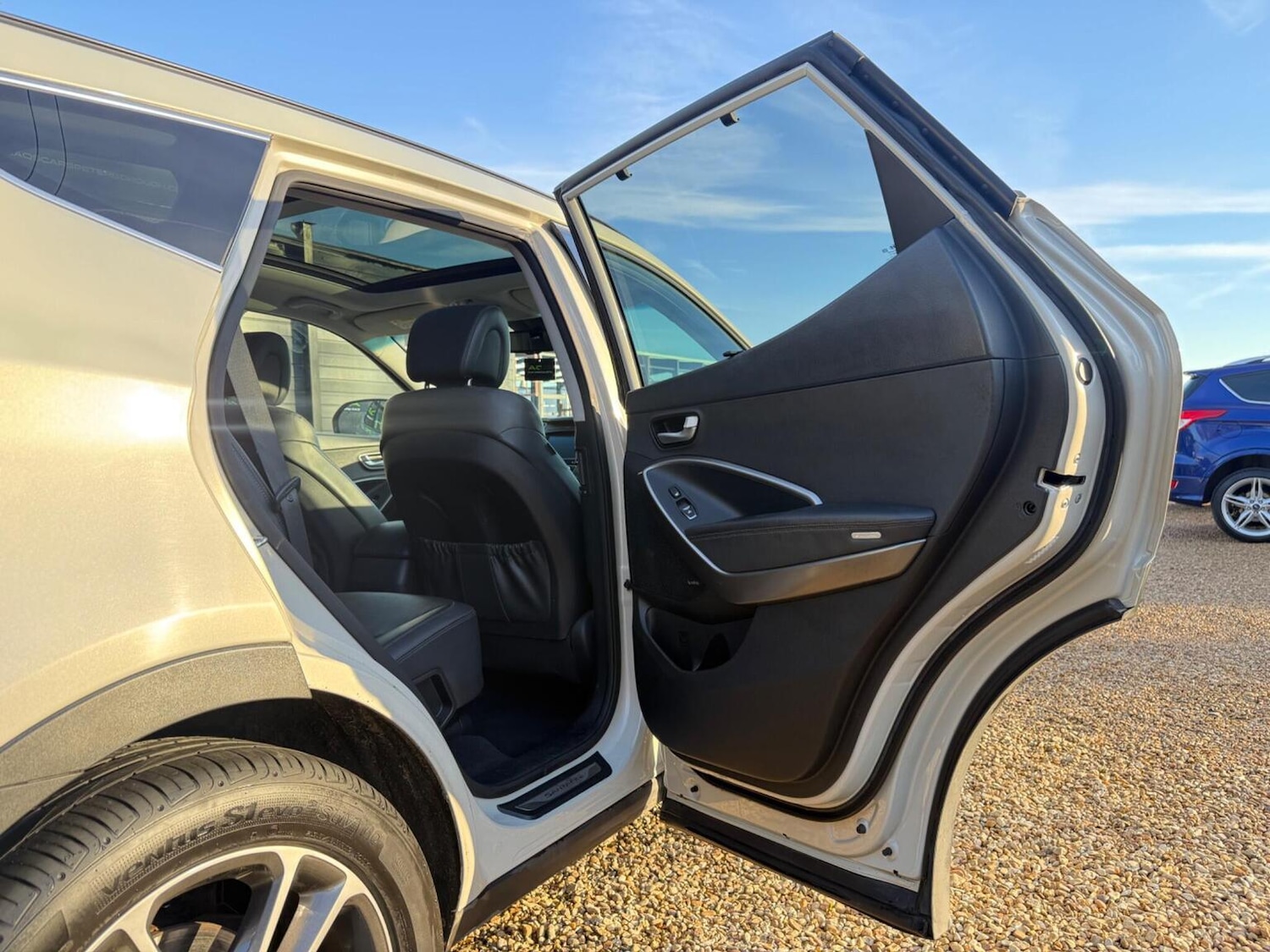 Used Hyundai Santa Fe 2016 for sale - 76662726: Photo 24