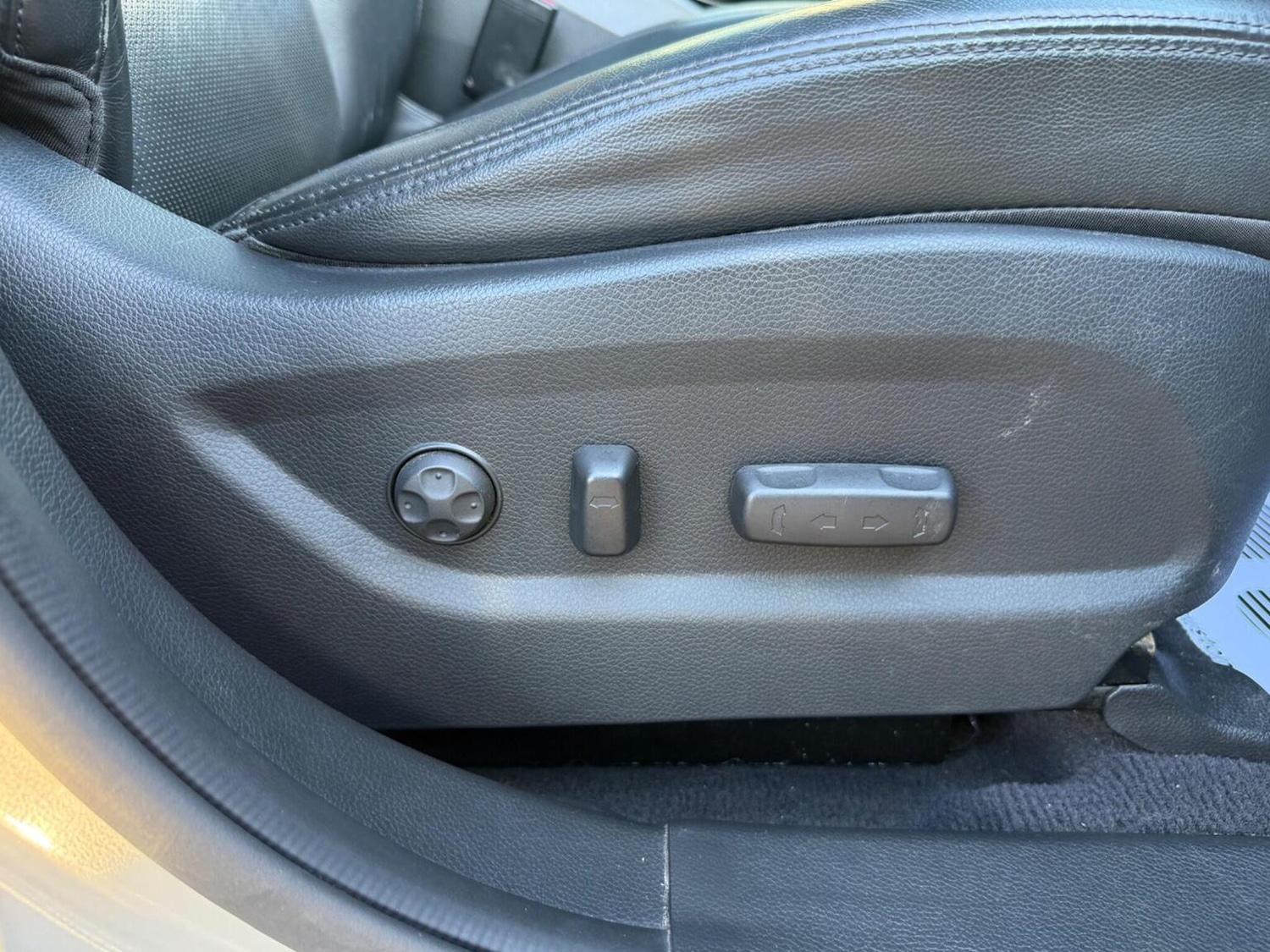 Used Hyundai Santa Fe 2016 for sale - 76662726: Photo 56