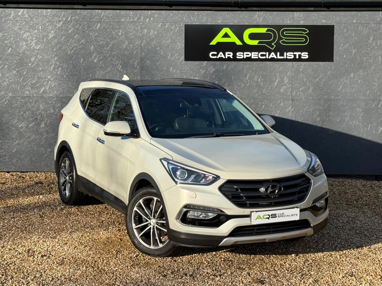 Used Hyundai Santa Fe 2016 for sale - 76662726: Photo 58
