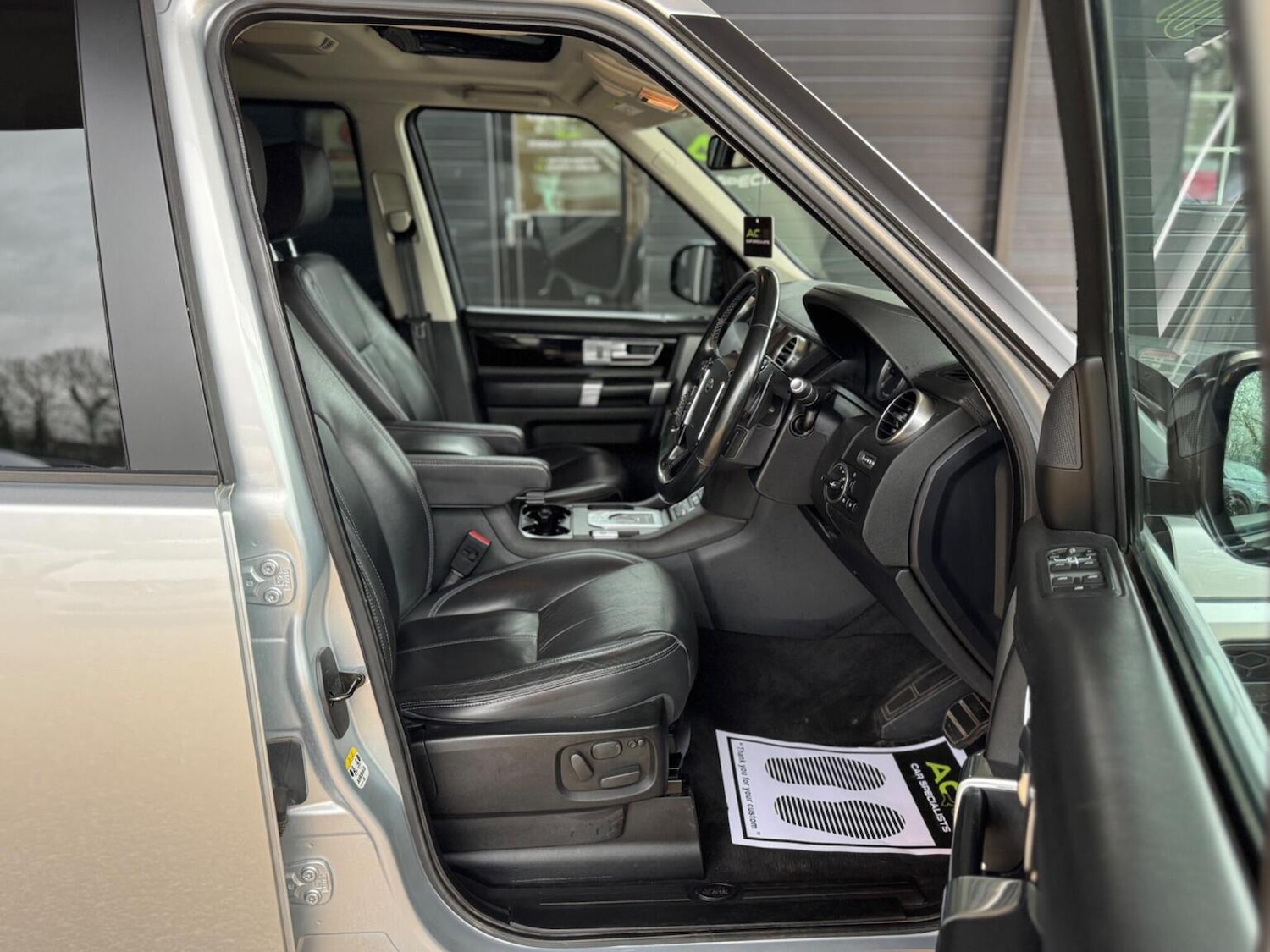 Used Land Rover Discovery 4 2016 for sale - 77707151: Photo 26