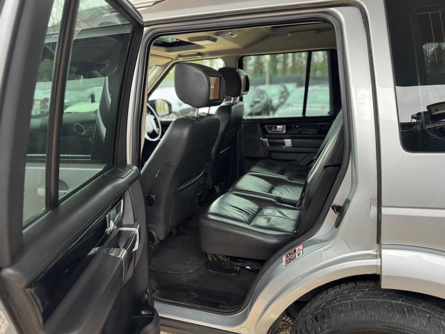 Used Land Rover Discovery 4 2016 for sale - 77707151: Photo 33