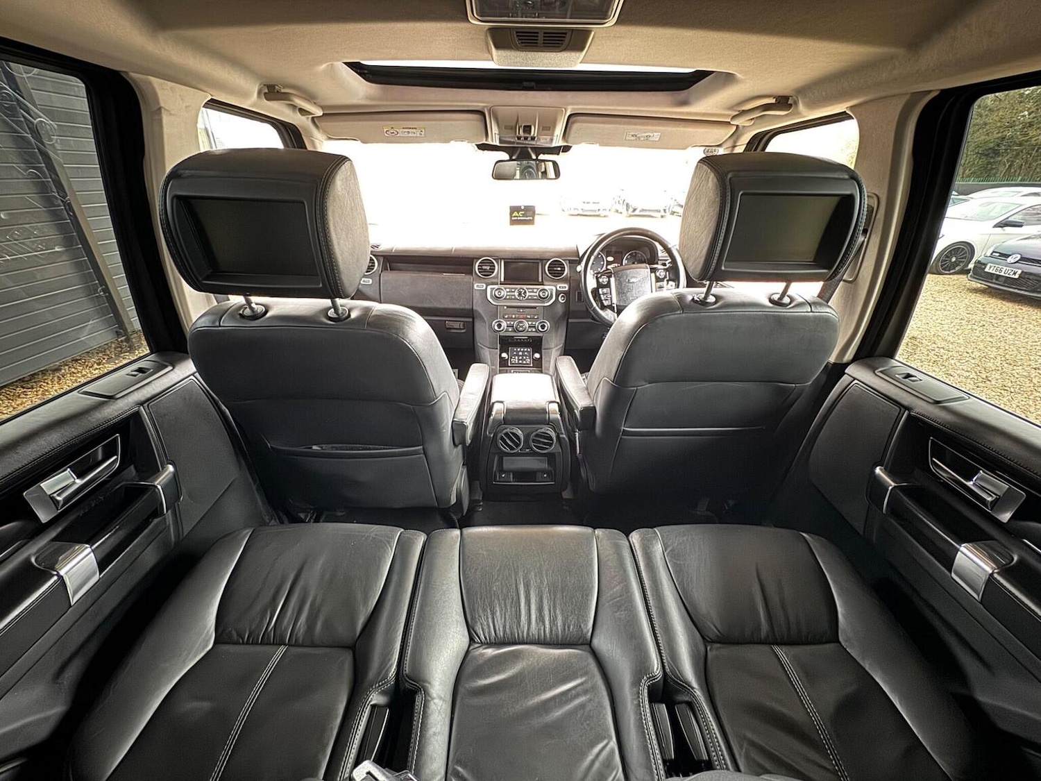 Used Land Rover Discovery 4 2016 for sale - 77707151: Photo 36