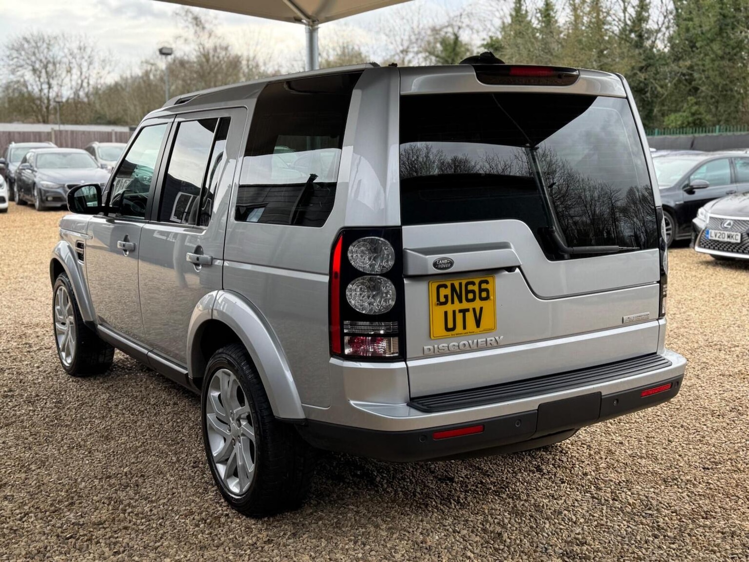 Used Land Rover Discovery 4 2016 for sale - 77707151: Photo 4