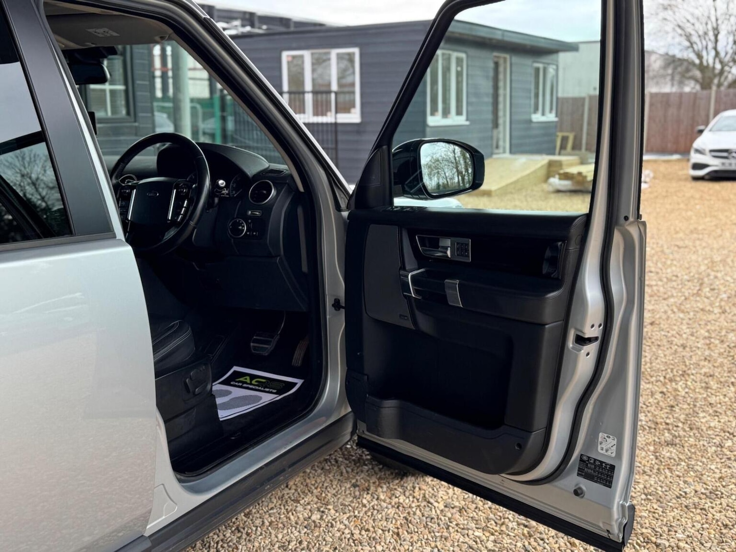 Used Land Rover Discovery 4 2016 for sale - 77707151: Photo 45